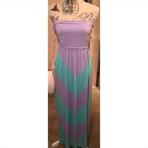 Maxi dress with pockets
